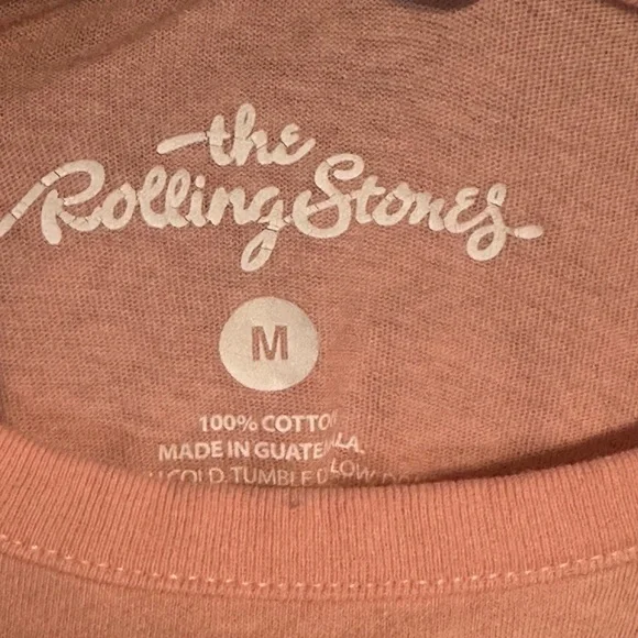 The Rolling Stones T Shirt Womens size Medium Pink Raw Hem - Picture 2 of 3